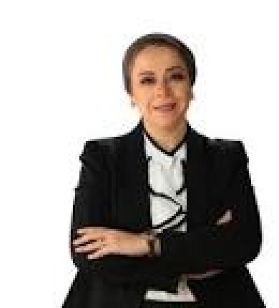 نهاد أبو القمصان: قانون الأحوال الشخصية يلغي شخصية المرأة ويحتاج لإعادة النظر