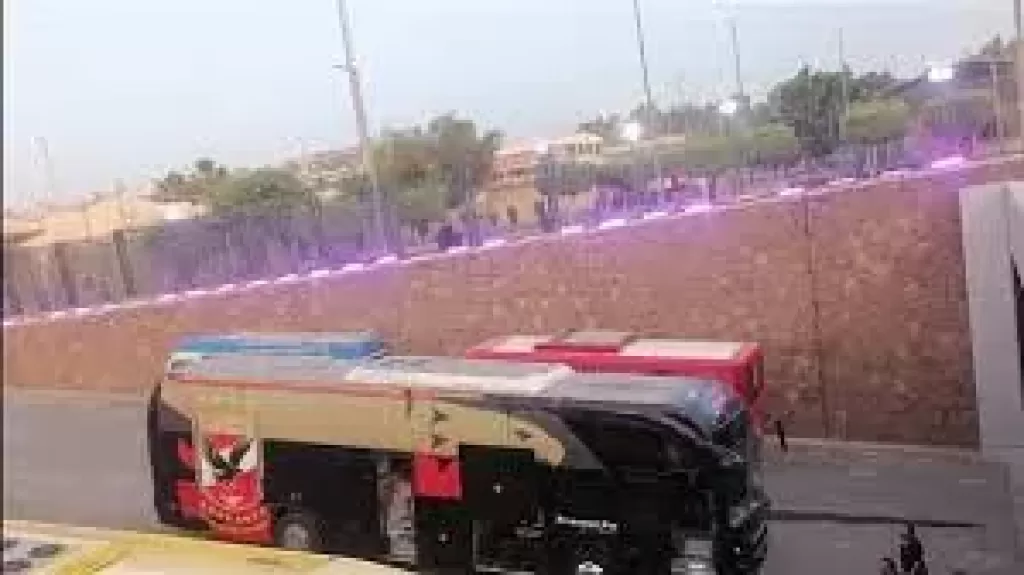 على غرار الزمالك.. الأهلي يعلن توفير أتوبيسات مجانية لنقل الجماهير لبرج العرب لمواجهة المصري