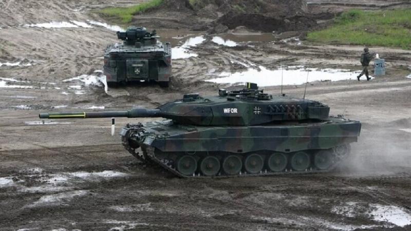 الدفاع الروسية تنشر فيديو لاستيلاء قواتها على دبابات ”ليوبارد” ومدرعات ”برادلي”