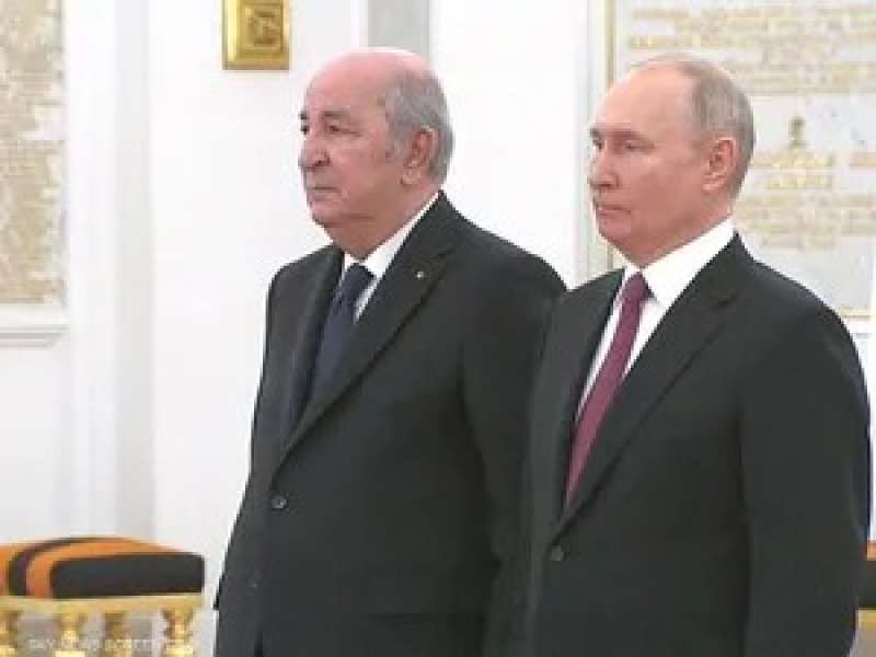 الرئيس الجزائري تبون والرئيس بوتين