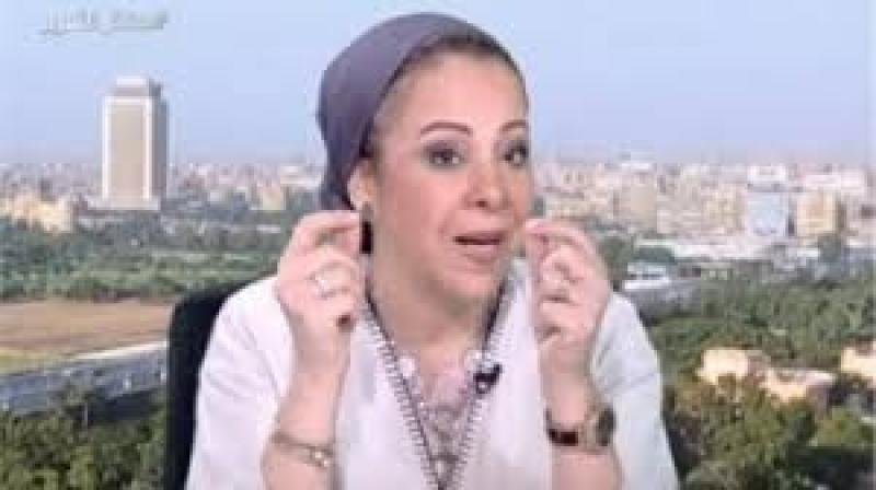 نهاد أبو القمصان : تطبيقات مراقبة تليفونات الأزواج خطر يهدد العلاقة