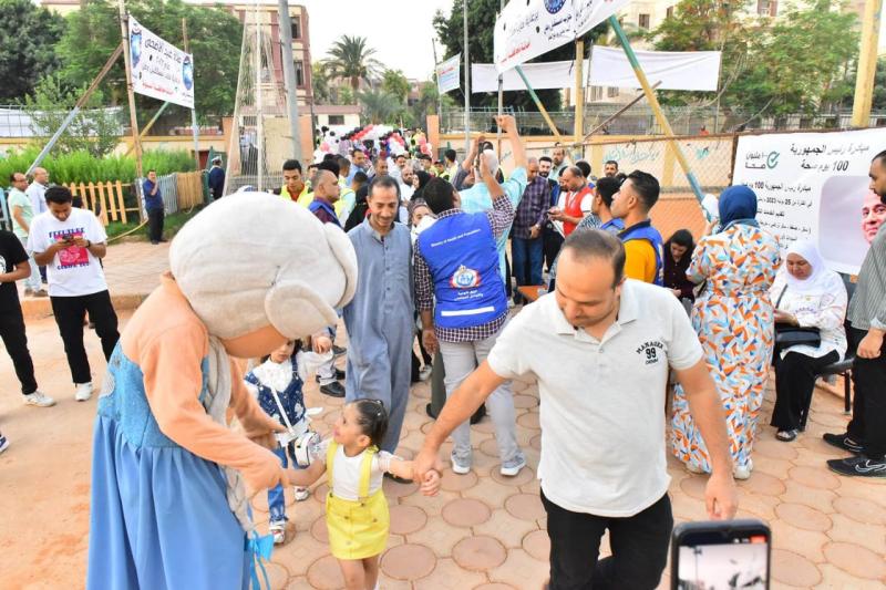 محافظ أسيوط يزور داري الحنان والصفا لرعاية الأيتام في أول أيام عيد الأضحى