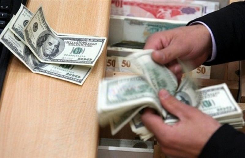 تعرف على سعر صرف  الدولار في ماكينات الصرف الآلي لـ6 بنوك مصرية