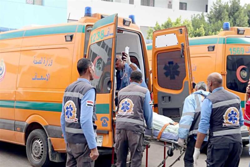 إصابة 17 شخصا في انقلاب سيارة ربع نقل بالطريق الصحراوي بالمنيا