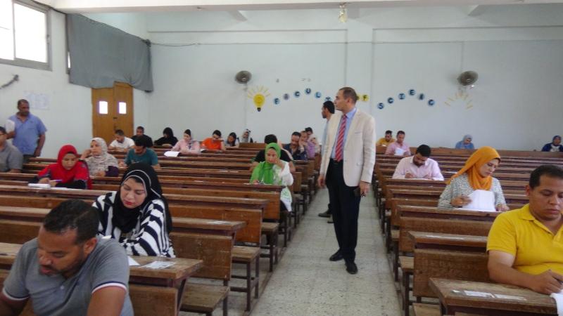 الهدوء والانتظام يسود امتحانات التعلم المدمج بجامعة المنيا في أسبوعها الثاني