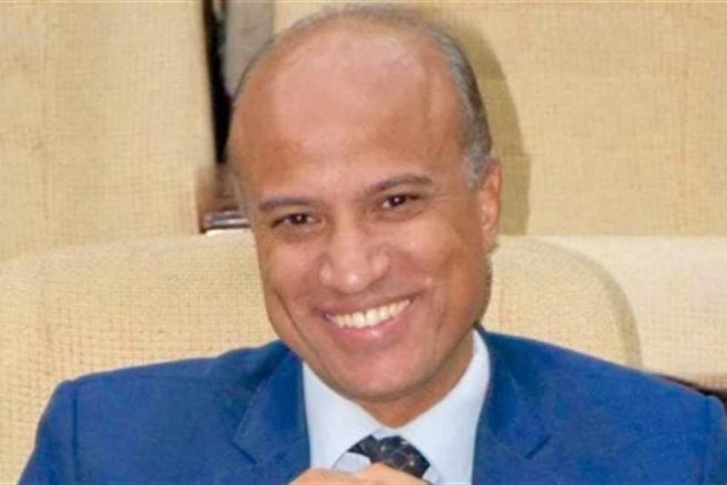 الكاتب الصحفي والمفكر السياسي حسين الزناتي
