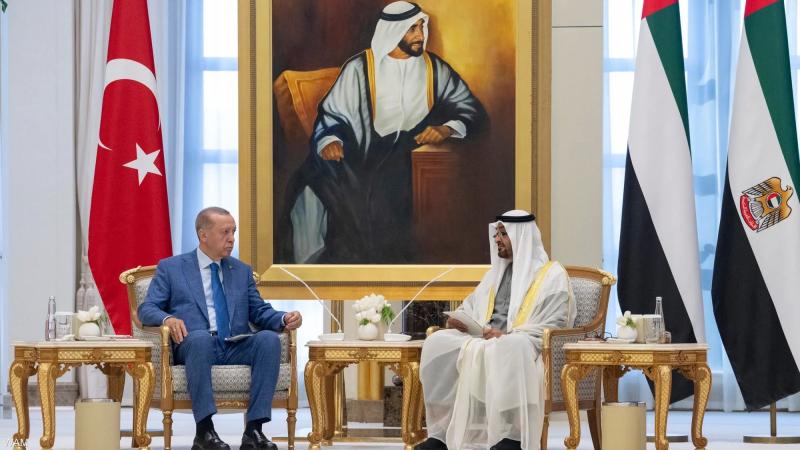 جلسة مباحثات موسعة للرئيس التركي مع رئيس الامارات