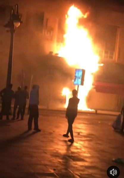 حريق هائل يلتهم 4 مطاعم شهيرة بالإسكندرية