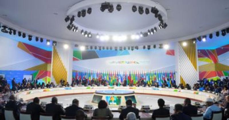 اجتماعات القمة الروسية الافريقية