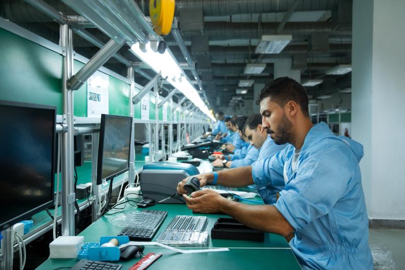 افتتاح مصنع جديد لإنتاج هواتف Infinix الذكية بمدينة العبور