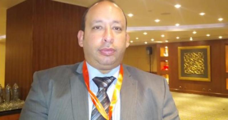 الدكتور حسام صلاح 