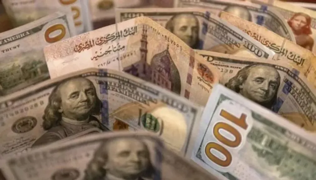 بعد توقعات تسارع نمو الاقتصاد المصري.. هل يستمر تعافي الجنيه أمام الدولار؟