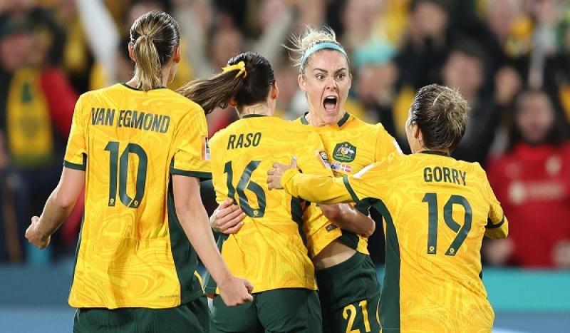 أستراليا تهزم الدنمارك وتتأهل لدور الثمانية بمونديال السيدات 2023