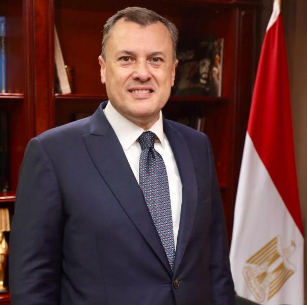 أحمد عيسي.. وزير السياحة والاثار