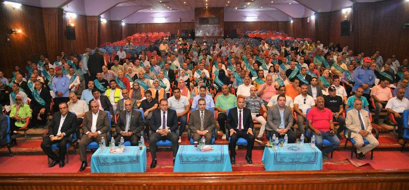 تكريم ١٠٠ عامل مثالي في ختام فعاليات التنمية والتمكين الاقتصادي لعمال شركة غزل المحلة