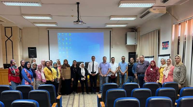 إختتام فعاليات البرنامج التدريبي ”للقيادات الإدارية ” بجامعة المنصورة للإعداد لجائزة التميز الحكومي