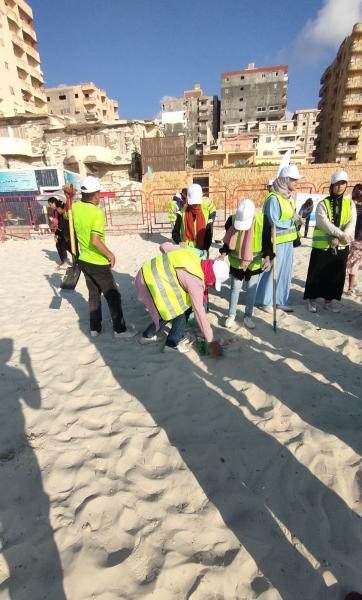 تنفيذ 18 حملة لتنظيف شواطئ الإسكندرية