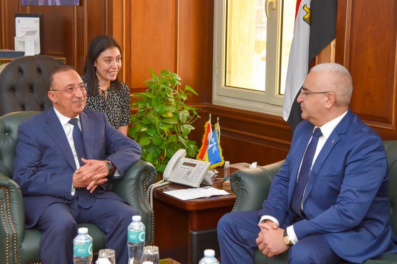 محافظ الإسكندرية يبحث عن تعزيز سبل التعاون مع سفير جمهورية أذربيجان