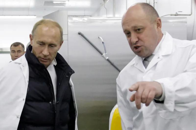 الرئيس بوتين مع قائد فاجنر القتيل