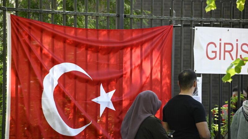 الدفاع التركية تعلن مقتل أحد جنودها جراء انفجار عبوة ناسفة شمال العراق