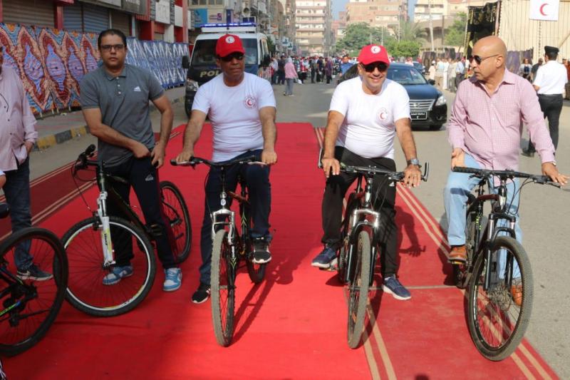الهلال الأحمر ينظم الماراثون الرياضى للدراجات الهوائية بمدينة شبين الكوم