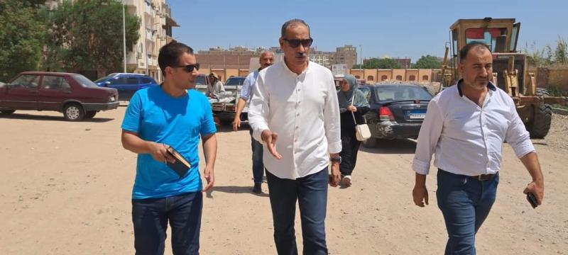 رئيس مدينة الغردقة في جولة تفقدية لمتابعة عدد من المشروعات