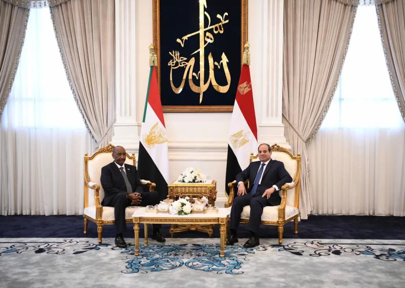 الرئيس عبد الفتاح السيسي ورئيس المجلس العسكري السوداني