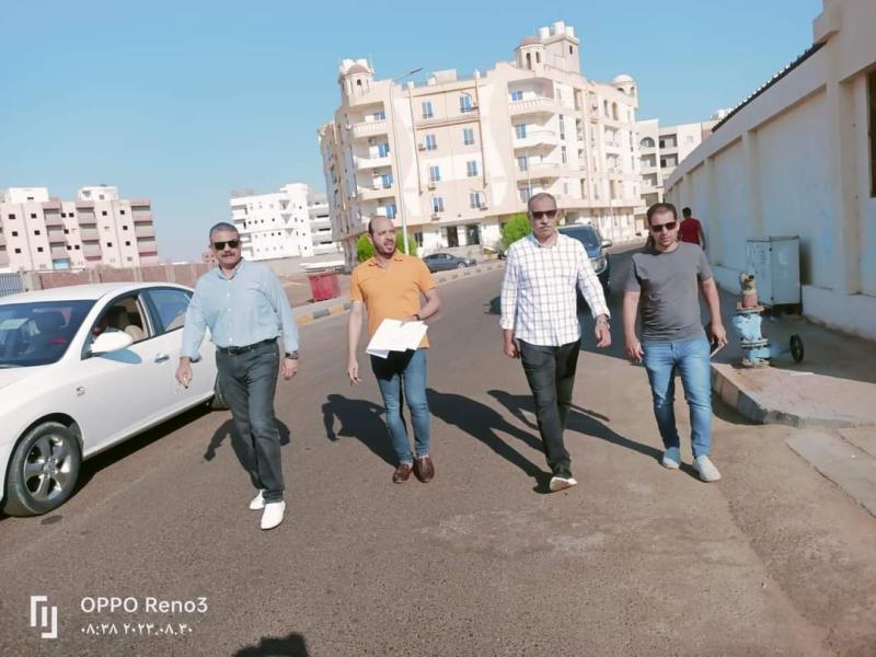 رئيس مدينة الغردقة يتفقد تقسيم الجوهرة بالأحياء