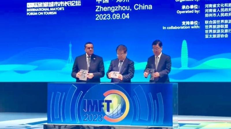 وزير التنمية المحلية يشارك في تدشين أعمال المنتدي الدولي العاشر للمدن المستدامة والسياحية بالصين