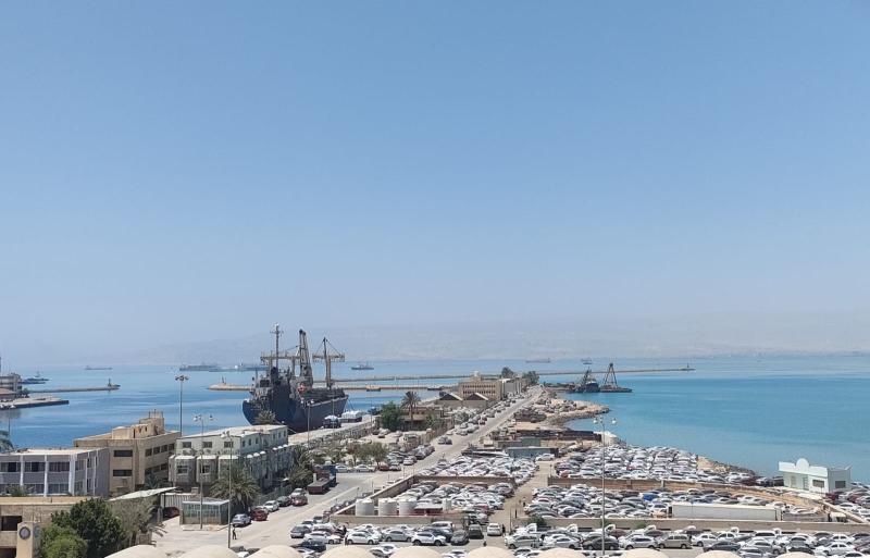 تداول 10 آلاف طن بضائع عامة ومتنوعة بموانئ البحر الأحمر