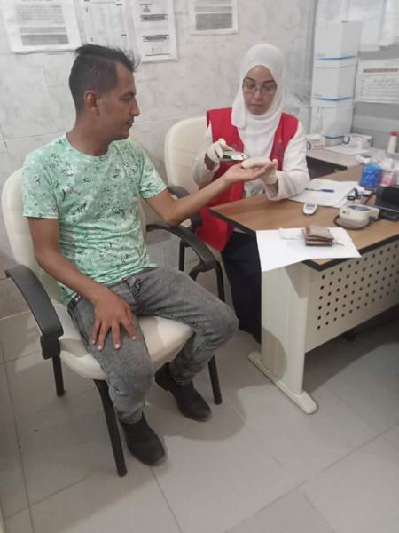 ” ١٠٠ يوم صحة ” تواصل تقديم خدماتها للمواطنين بالبحر الأحمر