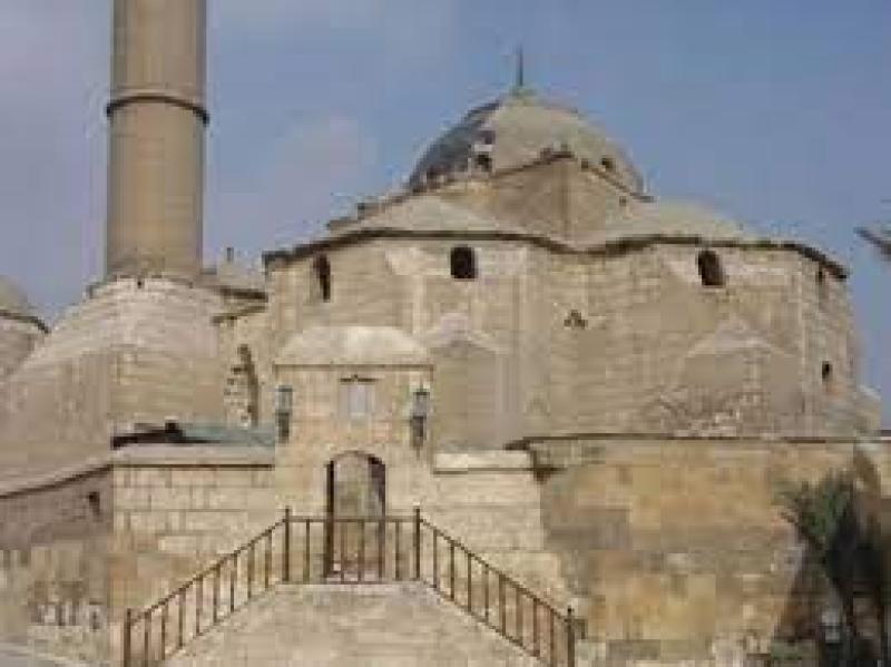 مسجد سليمان باشا.. تحفة معمارية تعود للحياة في القاهرة