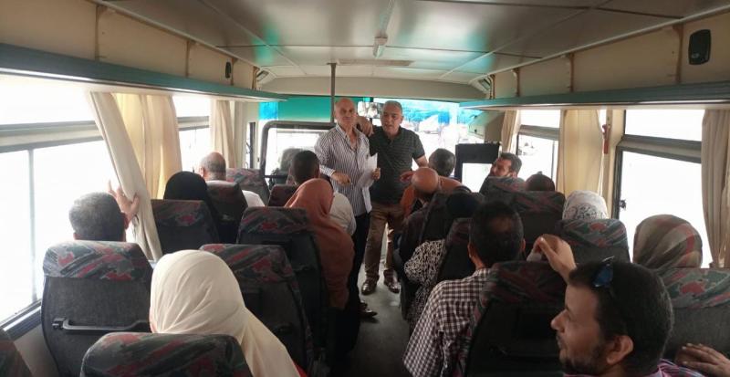 الأتوبيس الطائر يفاجئ المدارس للاطمئنان على استعدادات العام الجديد بكفر الشيخ