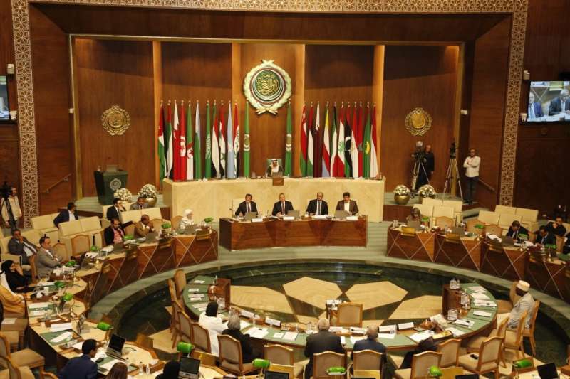 عاجل: البرلمان العربي يستنكر تكرار الممارسات الاستفزازية بتمزيق نُسخ من المصحف الشريف في لاهاي