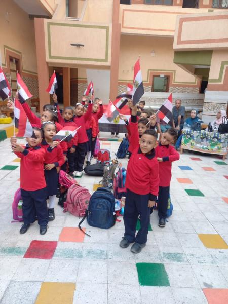 إنطلاق العام الدراسي الجديد بمدارس الإسكندرية نظام الفترتين