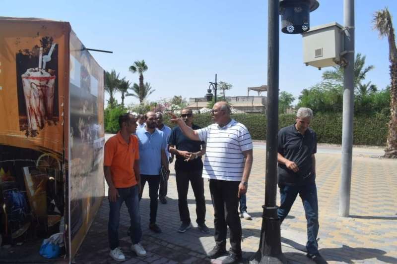 سكرتير عام محافظة البحر الأحمر يقوم بجولة تفقدية في الغردقة لمتابعة أعمال الصيانة والتطوير