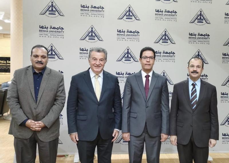” شمس الدين” يهنئ ” الجيزاوى ” برئاسة جامعة بنها