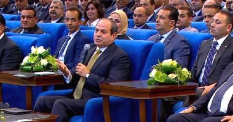 الرئيس السيسي: بيانات الحكومة المصرية مؤمنة ولا يمكن عمل شلل لها