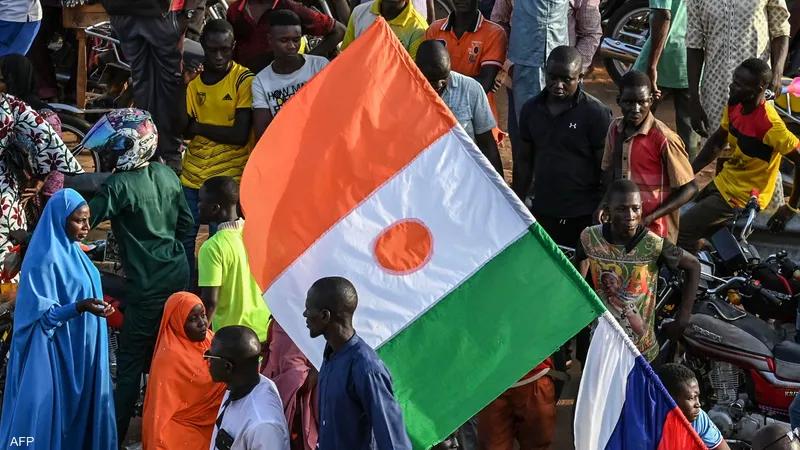 المجلس العسكري الحاكم في النيجر يوافق علي الوساطة الجزائرية لحل الازمة في نيامي