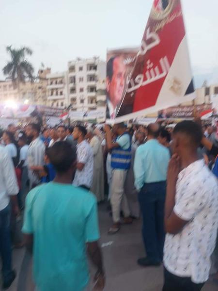 تسلم ياجيش بلادى ....الآلاف يحتفلون بإنتصارات أكتوبر وتأييدا لترشح السيسى لفترة رئاسية  بساحة أبو الحجاج بـ الأقصر