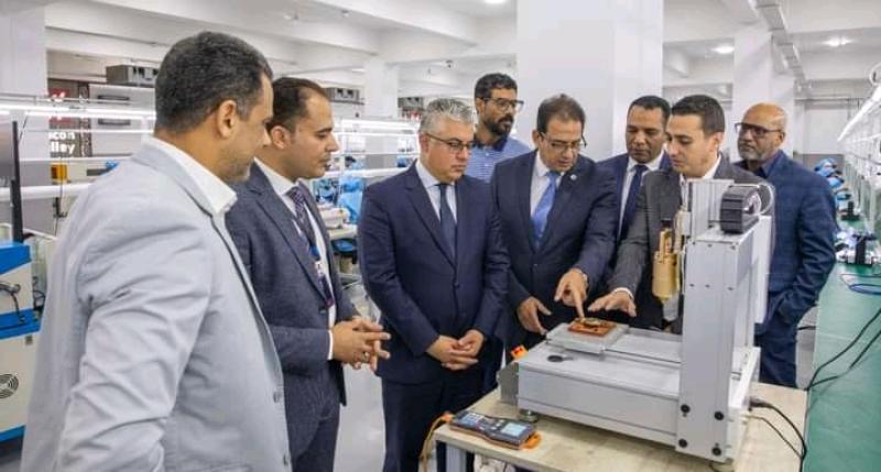 افتتاح أول مصنع لإكسسوارات المحمول القابلة للارتداء في مصر والشرق الأوسط باقتصادية قناة السويس