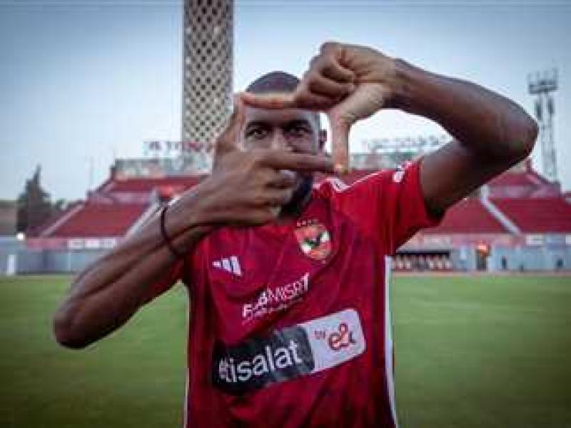 موديست يقدم أوراق إعتماده لجماهير الاهلى ويحرز الهدف الثانى ضد إنبى