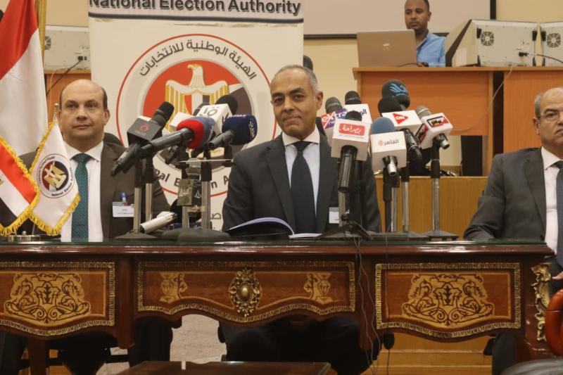 لجنة تلقي طلبات الترشح بالهيئة الوطنية للانتخابات 