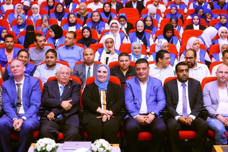 القباج توقع وثيقة ”هنوصلك” لاستخراج مليون بطاقة خدمات متكاملة لذوي الإعاقة