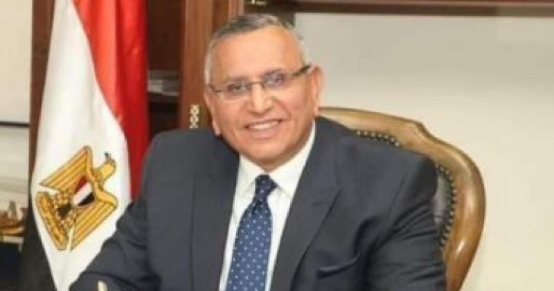 «عبد السند يمامة» يتقدم بأوراق ترشحه للانتخابات الرئاسية 2024