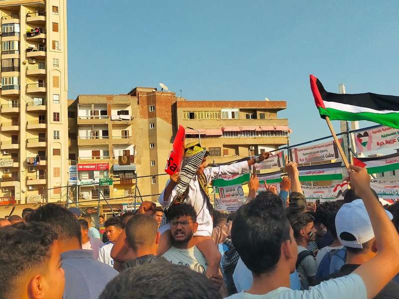 مسيرات بالألاف وهتافات فى حب فلسطين بالبحيرة