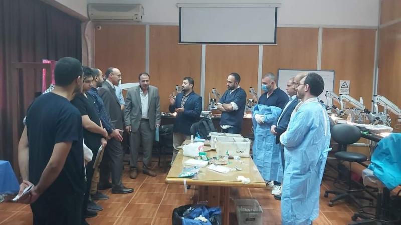 تدريب الأطباء السوريين على الجراحات الميكرسكوبية بكلية طب المنوفية