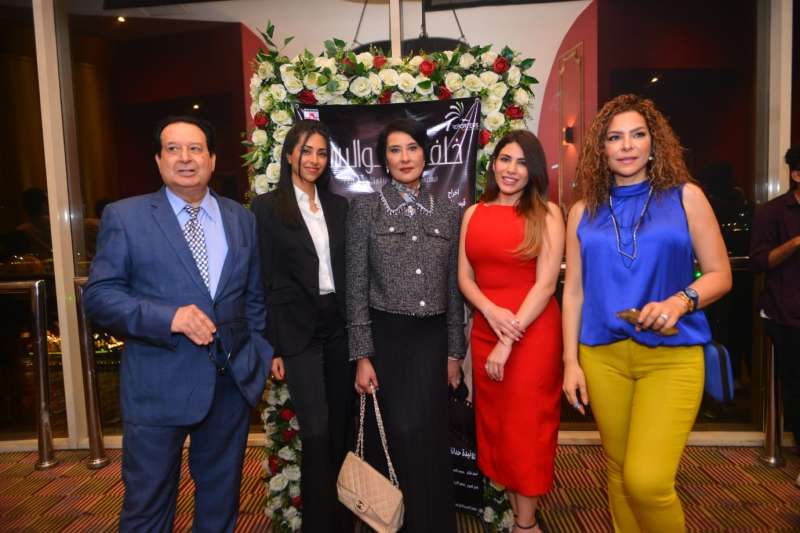 يبدأ عرضه 1 نوفمبر في مصر.. العرض الخاص للفيلم الإماراتي ”خلف الكواليس” بحضور صناعه ومجموعة من النجوم المصريين