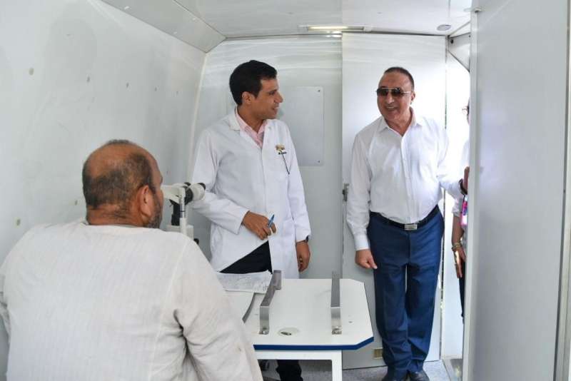 محافظ الإسكندرية يطلق قافلة طبية مجانية بحي العامرية