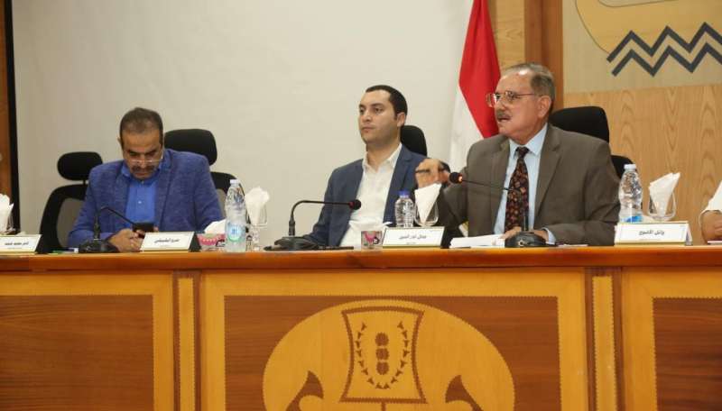 محافظ كفر الشيخ يحذر المخالفين: التعدي على موظف أثناء الإزالة تطاول عليّ شخصياً